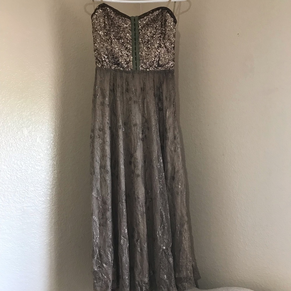 SALE🎉 Hazel Dress